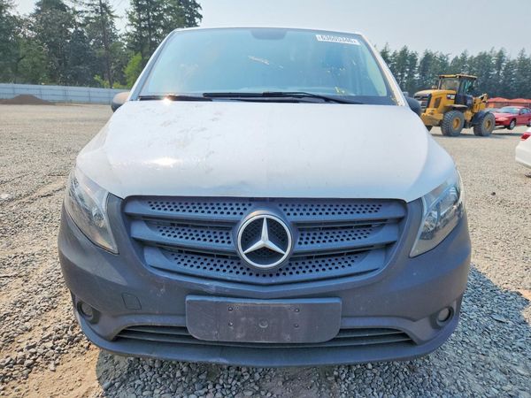 2020 MERCEDES-BENZ METRIS
