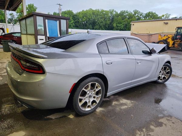2016 DODGE CHARGER SXT