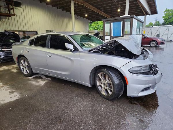 2016 DODGE CHARGER SXT