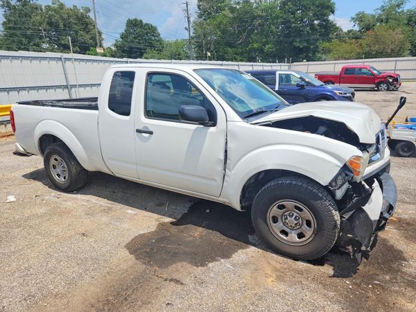 2019 NISSAN FRONTIER