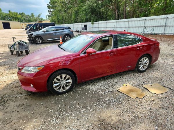 2013 LEXUS ES 300h