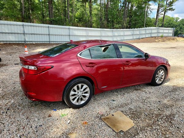 2013 LEXUS ES 300h