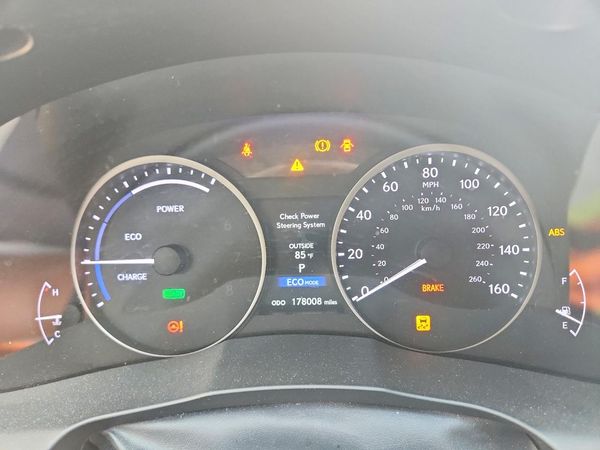 2013 LEXUS ES 300h