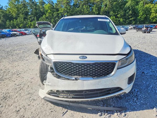 2015 KIA SEDONA L - Low level