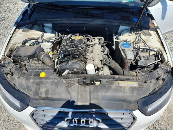 2014 AUDI A4 quattro Premium