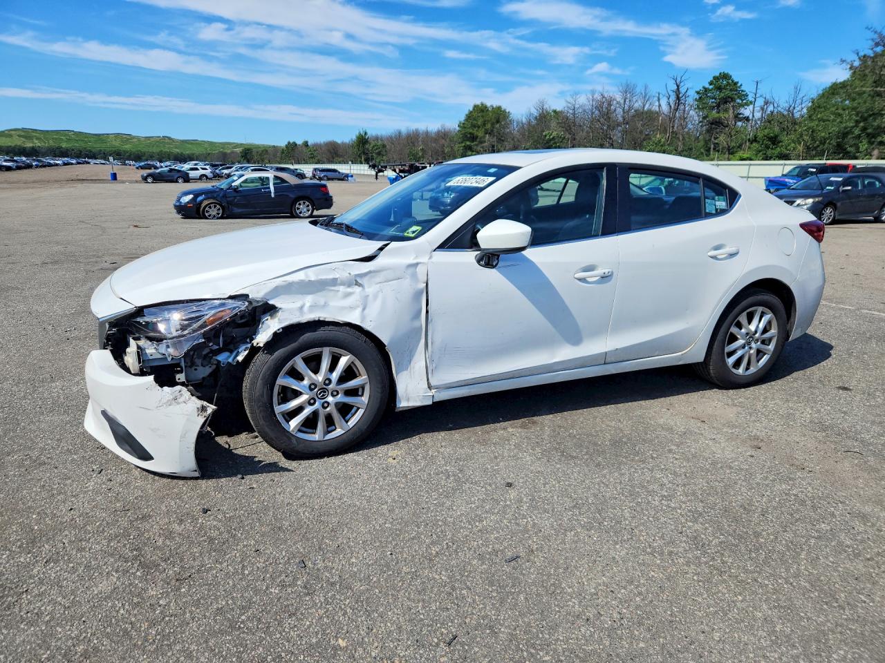 2014 MAZDA 3