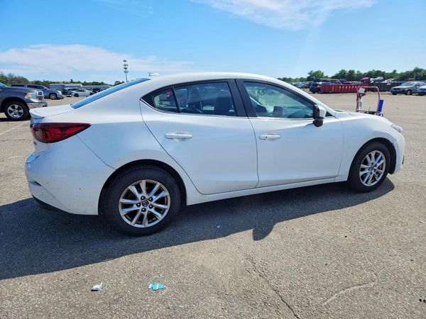 2014 MAZDA 3