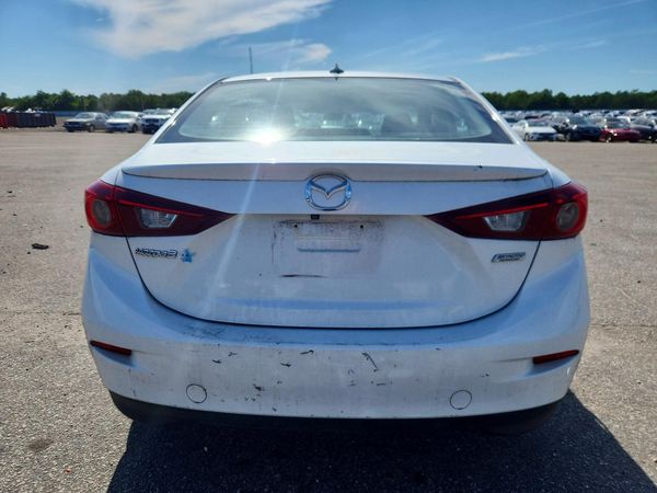 2014 MAZDA 3
