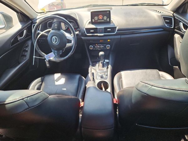 2014 MAZDA 3