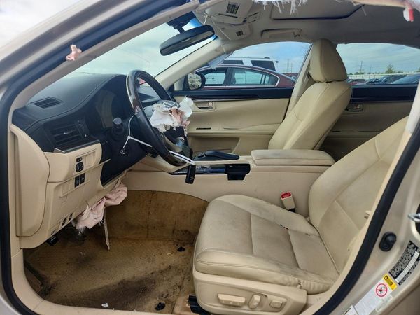 2014 LEXUS ES