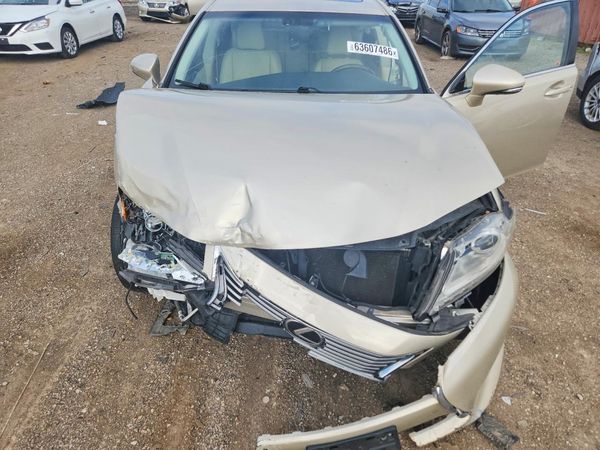 2014 LEXUS ES