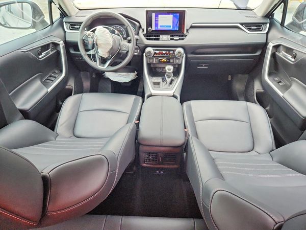 2025 TOYOTA RAV4
