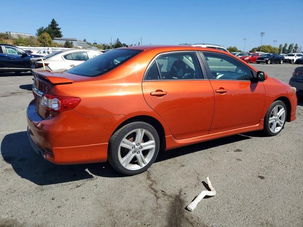 2013 TOYOTA COROLLA