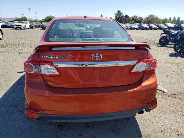 2013 TOYOTA COROLLA