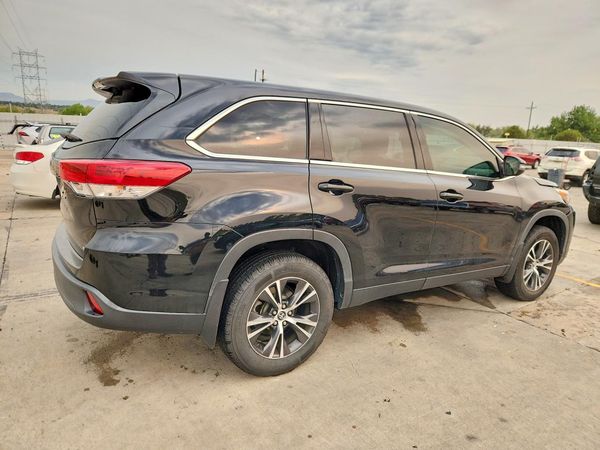 2019 TOYOTA HIGHLANDER