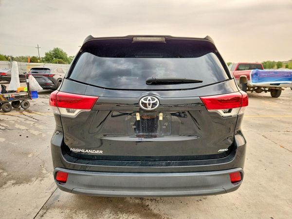 2019 TOYOTA HIGHLANDER