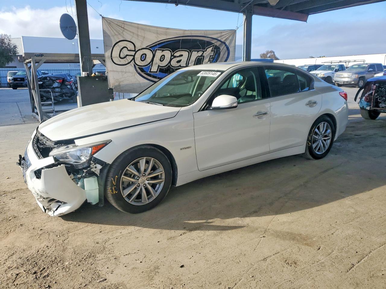 2015 INFINITI Q50 HYBRID