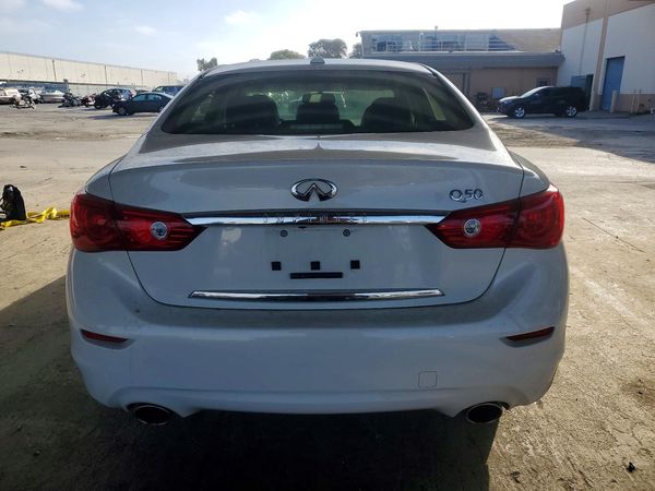2015 INFINITI Q50 HYBRID