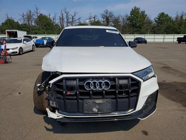 2021 AUDI SQ7 quattro Premium Plus