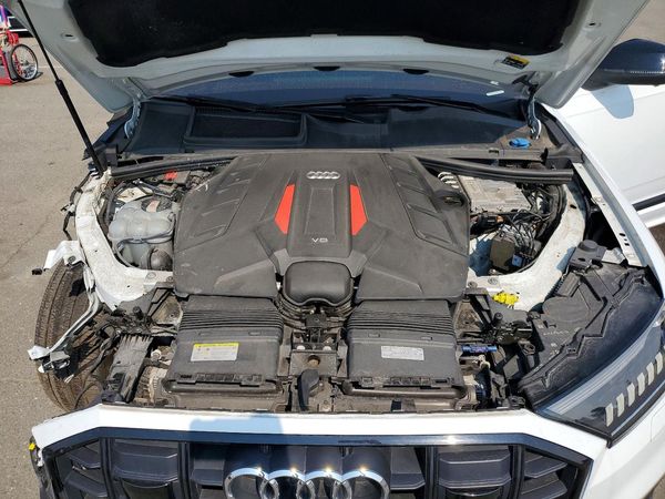 2021 AUDI SQ7 quattro Premium Plus