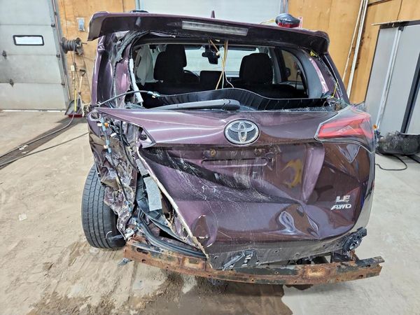 2017 TOYOTA RAV4 LE