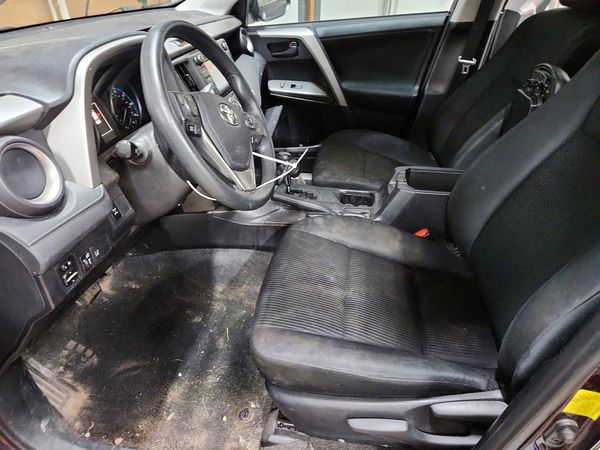 2017 TOYOTA RAV4 LE