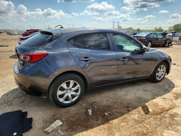 2016 MAZDA 3 SV/Base