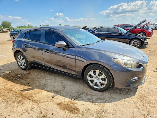 2016 MAZDA 3 SV/Base