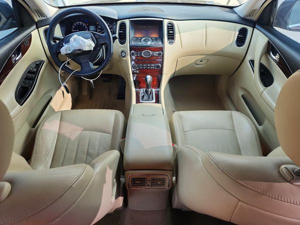 2016 INFINITI QX50