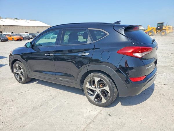 2016 HYUNDAI TUCSON