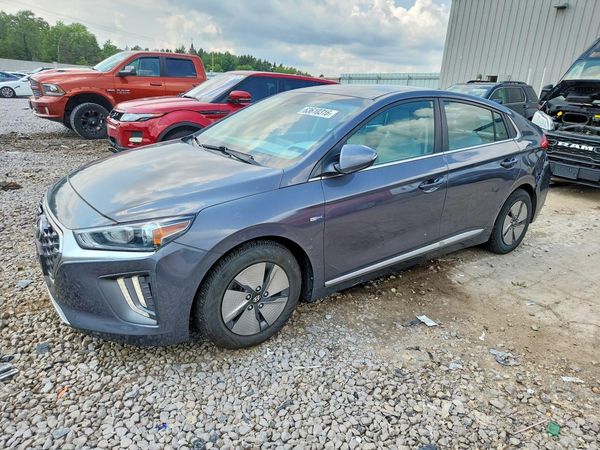 2020 HYUNDAI IONIQ SE