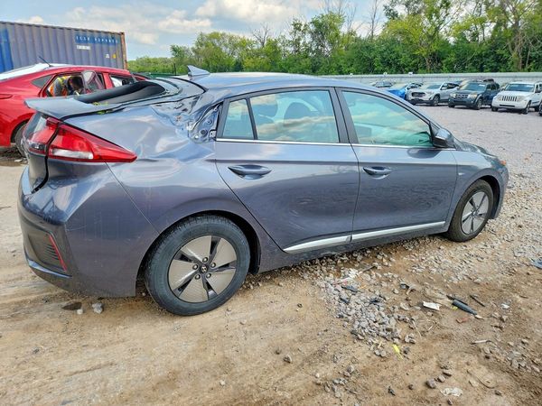 2020 HYUNDAI IONIQ SE