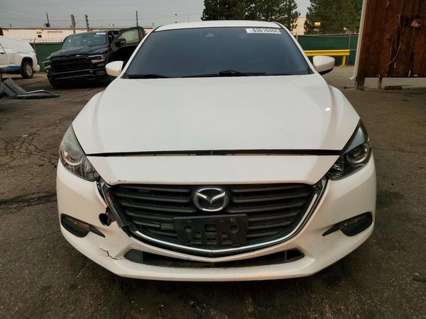 2018 MAZDA 3 Sport
