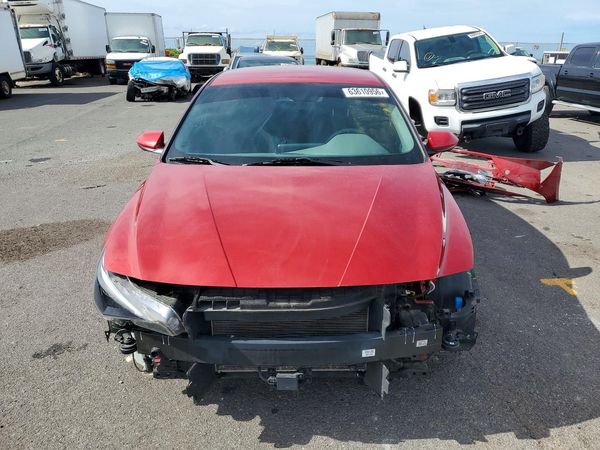 2022 HYUNDAI ELANTRA SEL w/ Convenience Pkg