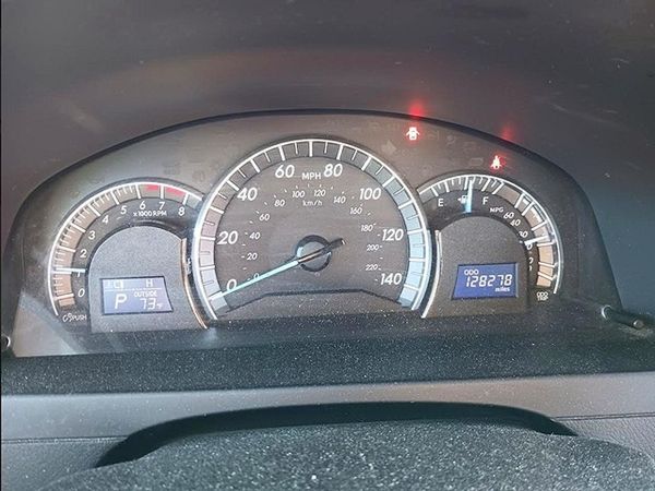 2013 TOYOTA CAMRY