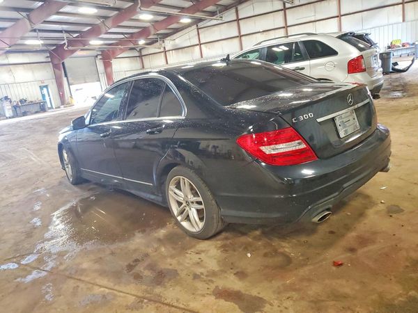 2013 MERCEDES-BENZ C C300