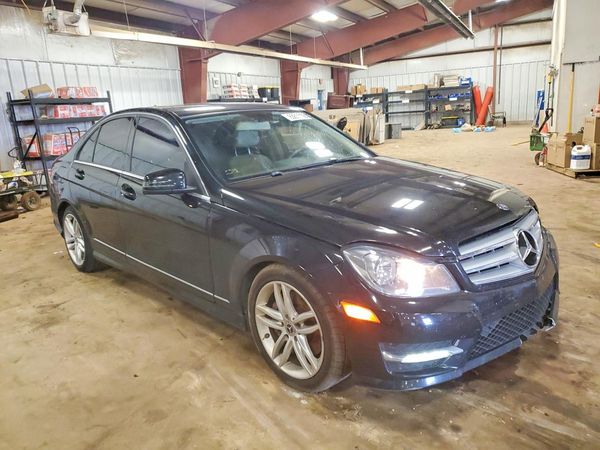 2013 MERCEDES-BENZ C C300