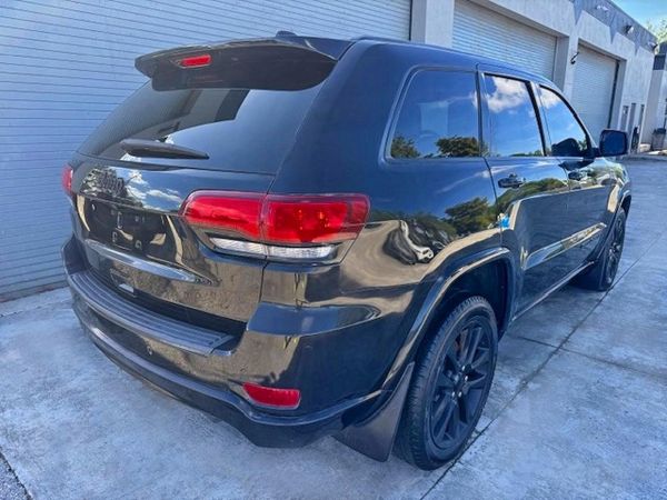 2021 JEEP GRAND CHEROKEE LAREDO 4X2