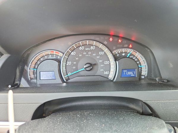 2012 TOYOTA CAMRY