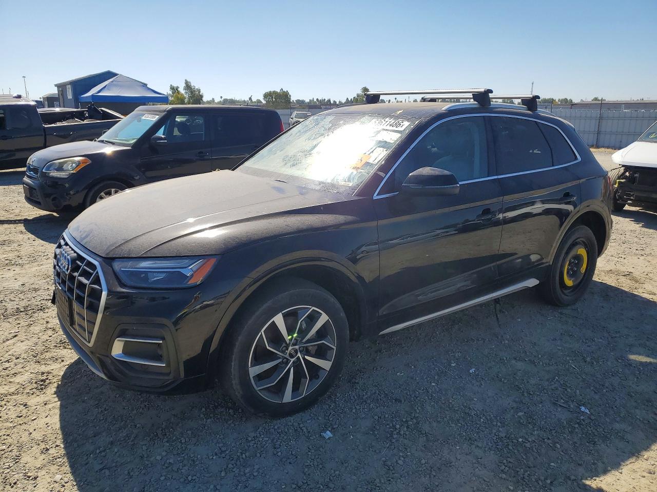 2021 AUDI Q5 quattro Premium Plus — Front 3/4
