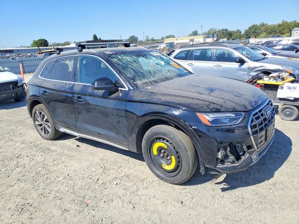 2021 AUDI Q5 quattro Premium Plus — Passenger 3/4