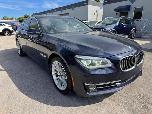 2015 BMW 750
