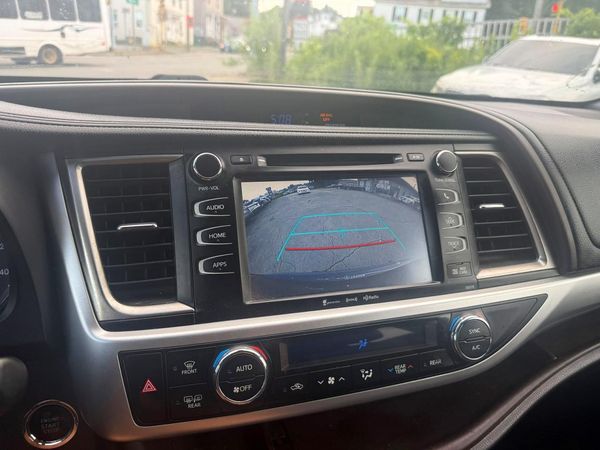 2017 TOYOTA HIGHLANDER SE/XLE