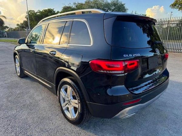 2020 MERCEDES-BENZ GLB GLB250