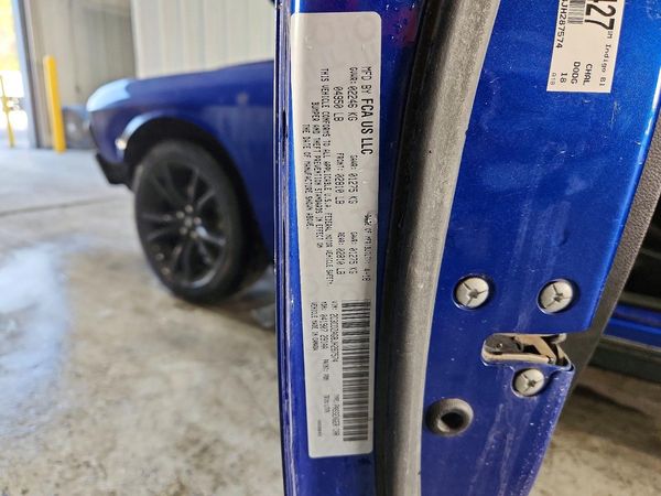 2018 DODGE CHALLENGER SXT
