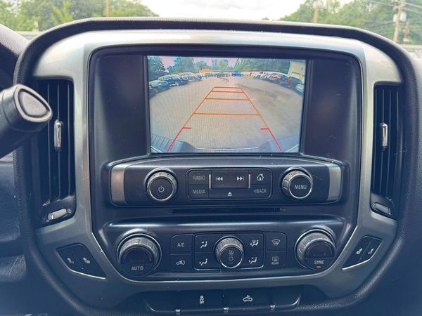 2017 CHEVROLET SILVERADO LT