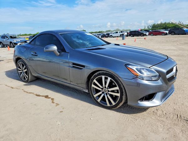 2017 MERCEDES-BENZ SLC SLC300