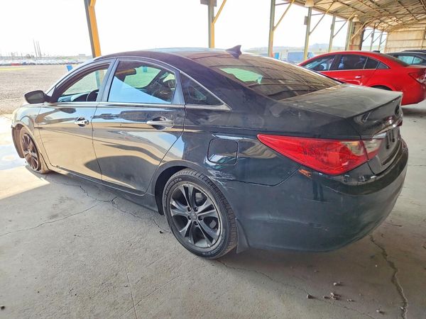 2013 HYUNDAI SONATA