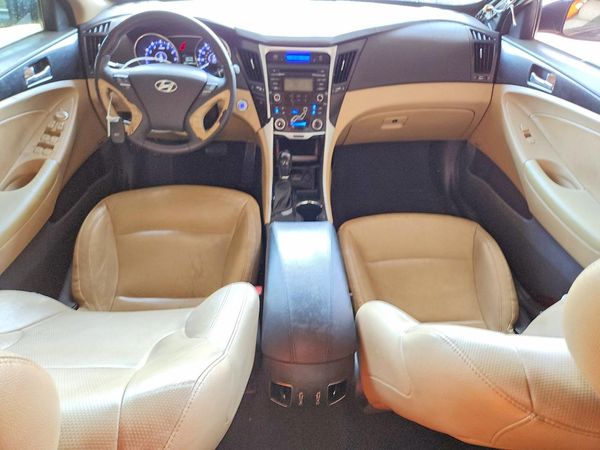 2013 HYUNDAI SONATA