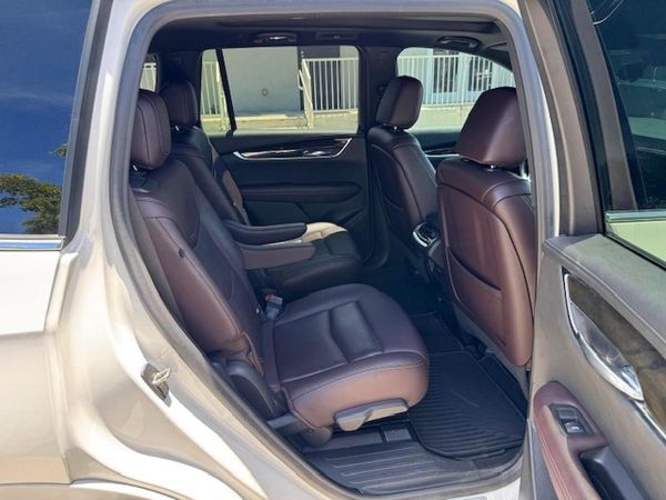 2021 CADILLAC XT6 Premium Luxury